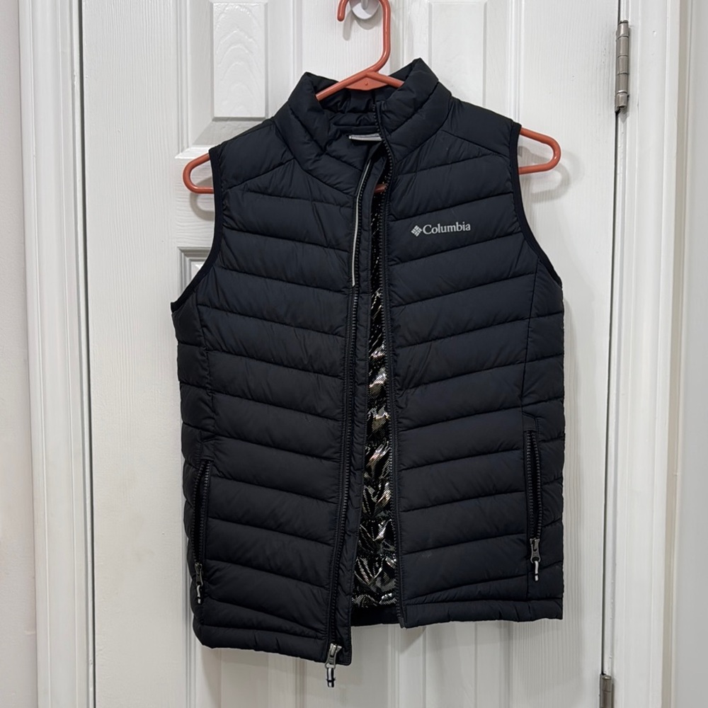 Columbia Quilted Black Vest